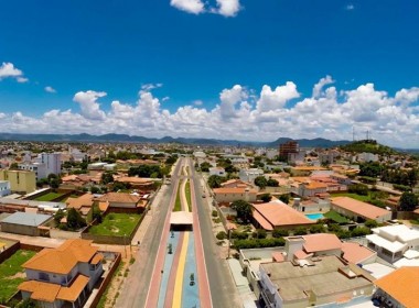 GUANAMBI, A LOCOMOTIVA DO SERTÃO
