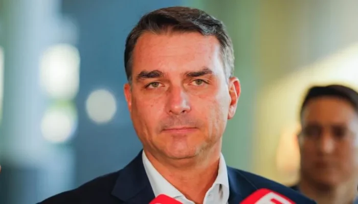Flavio-Bolsonaro-2-dez-2025-848x477